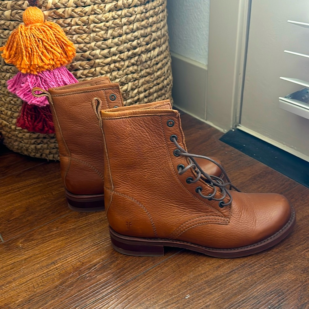 Frye Veronica Leather Combat Boots, 9.5